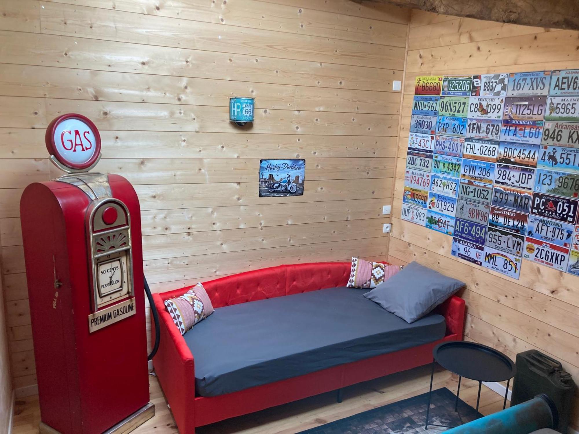 Syl-vallee Western Village Campsite *