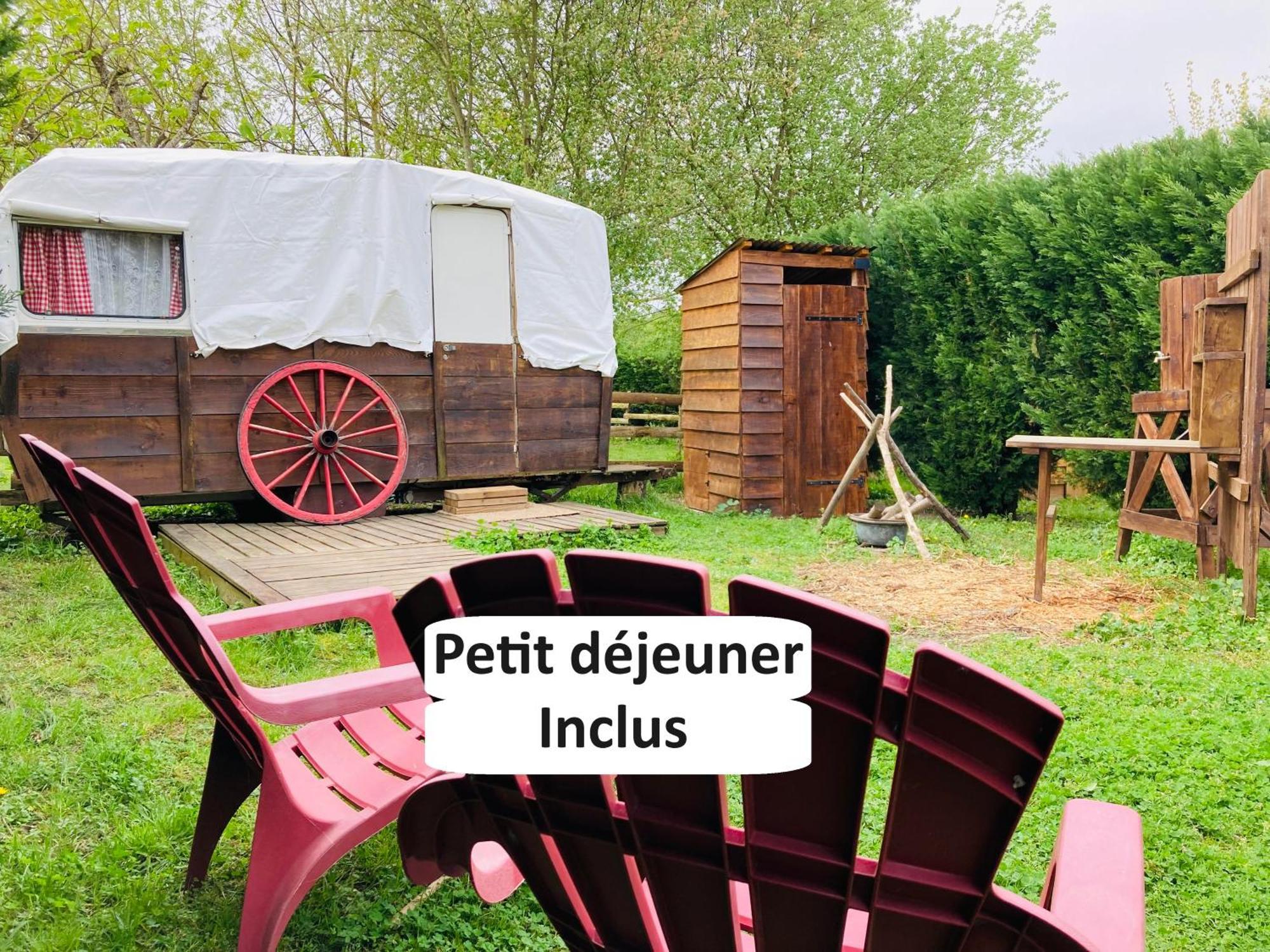 Syl-vallee Western Village Campsite Bouglon