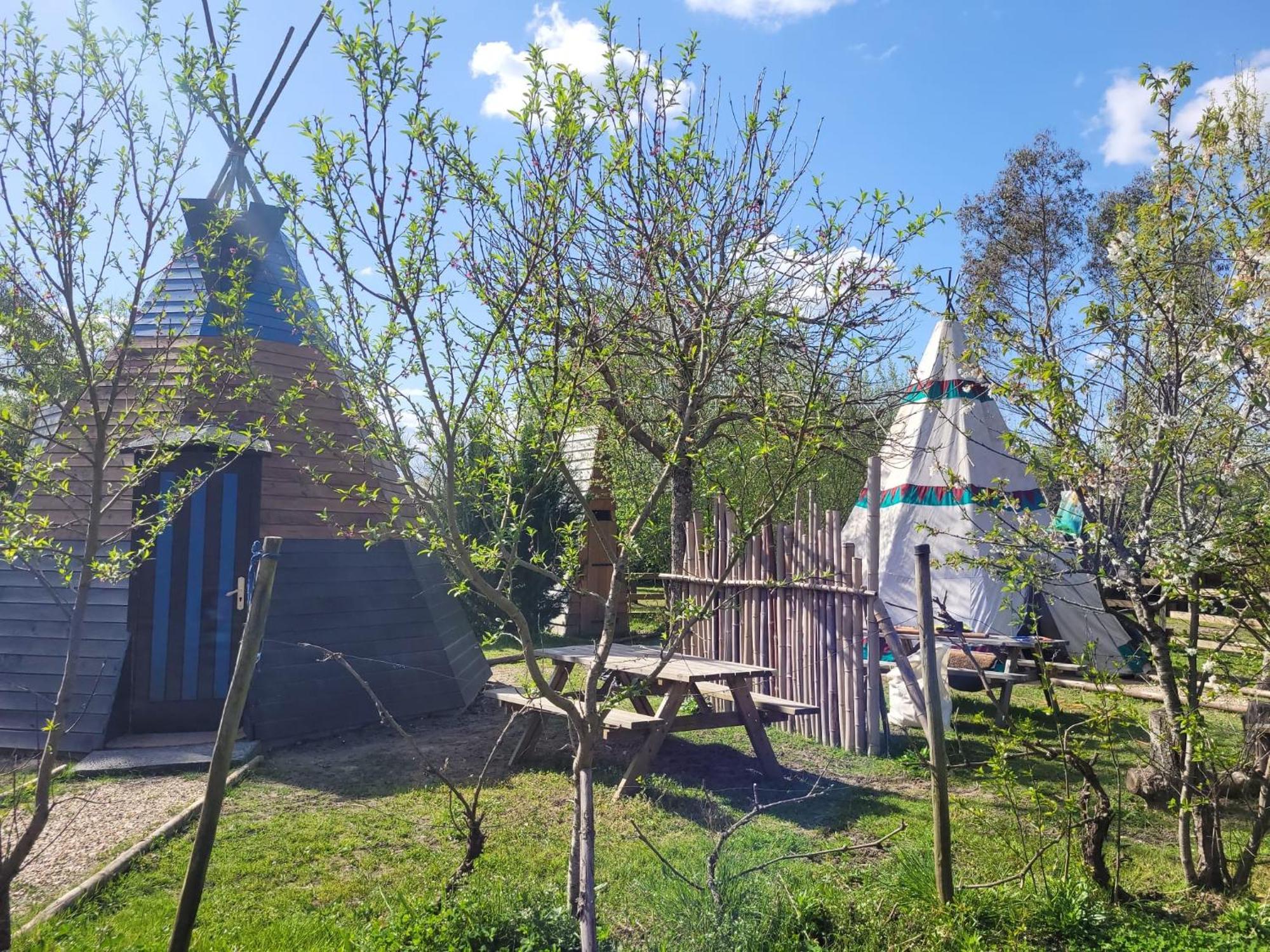 Campsite Syl-vallee Western Village Bouglon